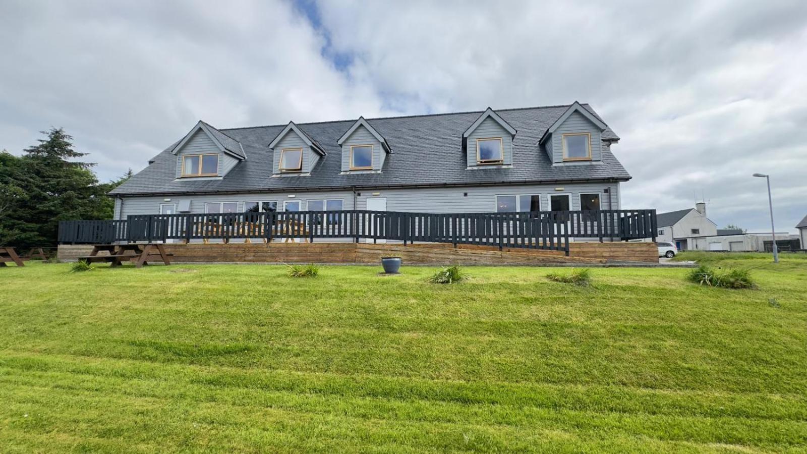 Hamersay Hotel Lochmaddy Exterior foto